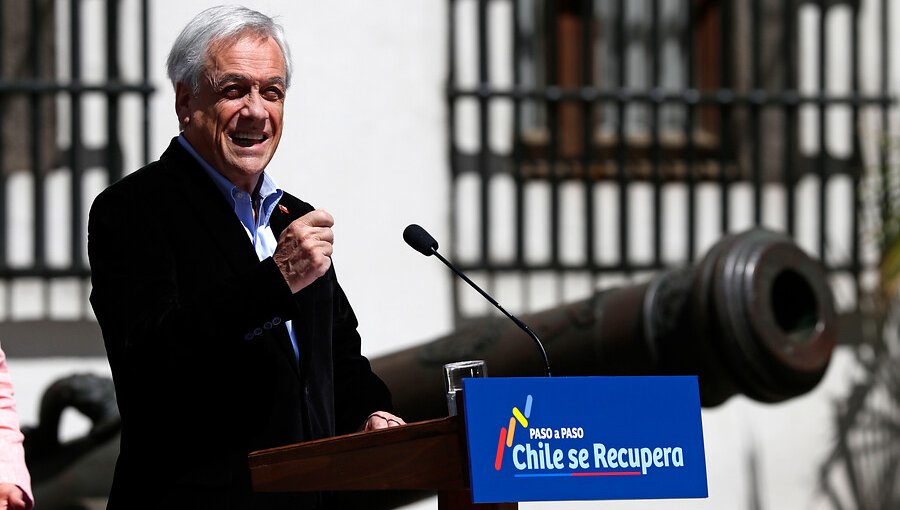 Un 22% aprueba y un 68% desaprueba la gestión del presidente Piñera, según Cadem