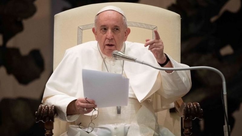 "Tienen derecho a estar en una familia": el inédito apoyo del Papa Francisco a las uniones civiles LGBT