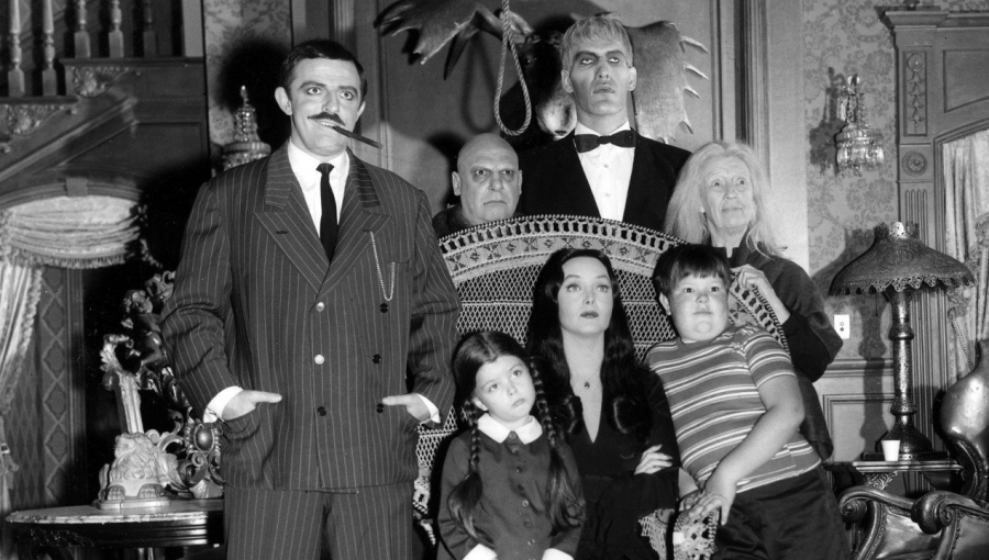 Tim Burton dirigirá una nueva serie de «Los Locos Addams» ambientada en el presente
