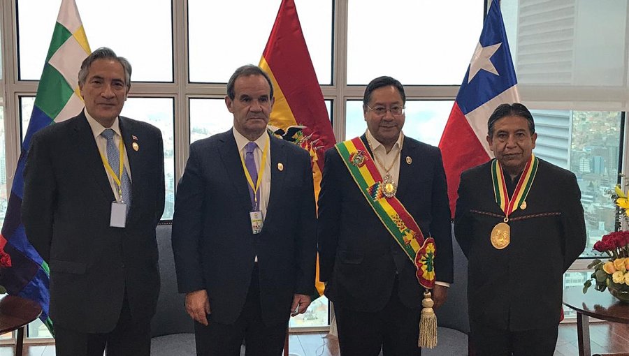 Canciller Andrés Allamand asiste a cambio de mando en Bolivia