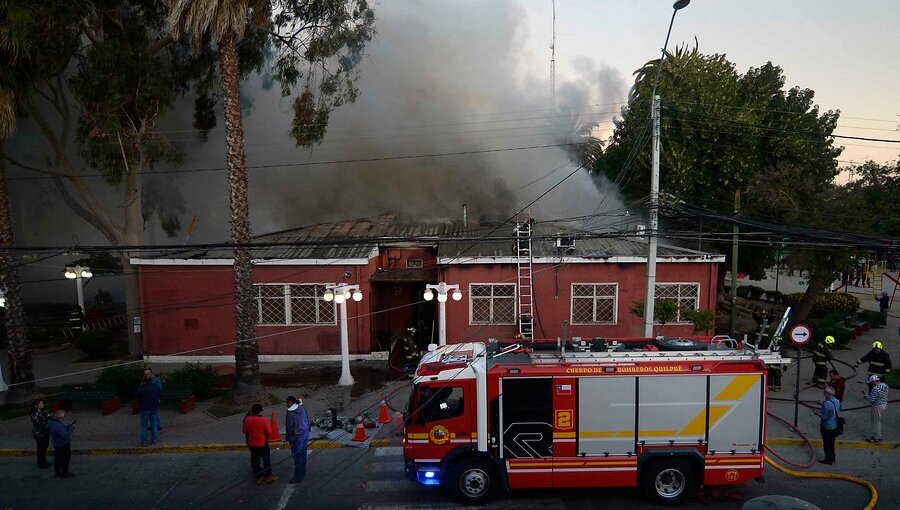 Adolescente acusado del incendio en la Municipalidad de Quilpué es declarado inimputable por patología psiquiátrica
