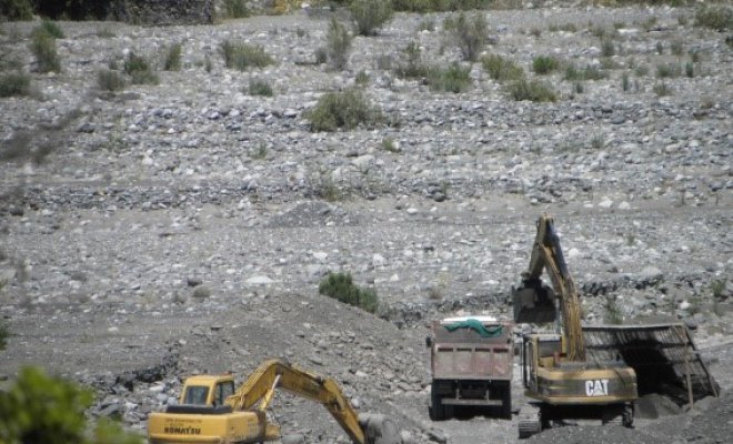 Multan con $1.440 millones a empresa de extracción de áridos en río Cachapoal