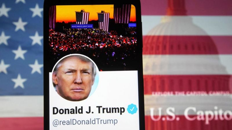 Twitter suspende permanentemente cuenta de Donald Trump por el "riesgo de mayor incitación a la violencia"