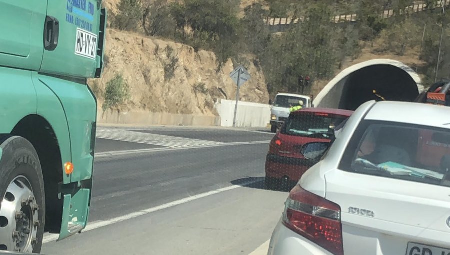 Seis lesionados deja colisión múltiple al interior del túnel El Melón de Nogales