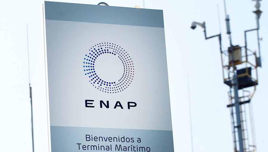 Millonarias contrataciones y nombramientos ilegales: Las graves irregularidades detectadas por Contraloría en ENAP