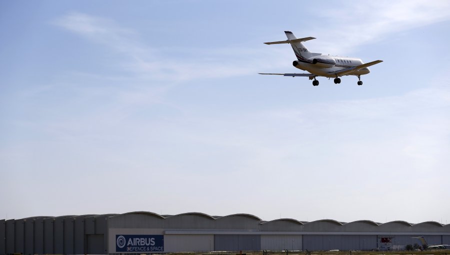 Estados Unidos y la Unión Europea acuerdan suspender temporalmente los aranceles por el conflicto de Airbus y Boeing