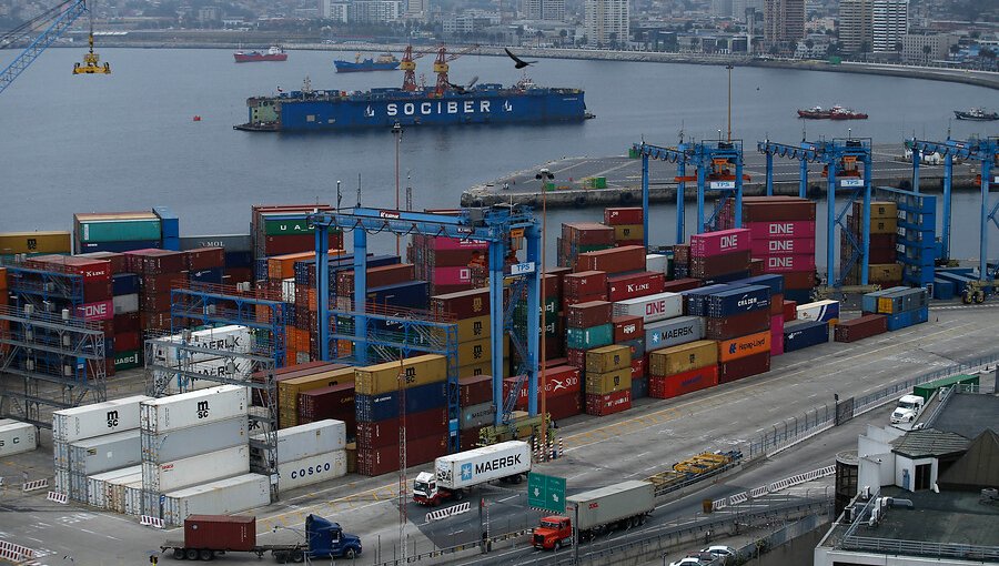 Exportaciones chilenas registraron un aumento del 24,8% durante febrero