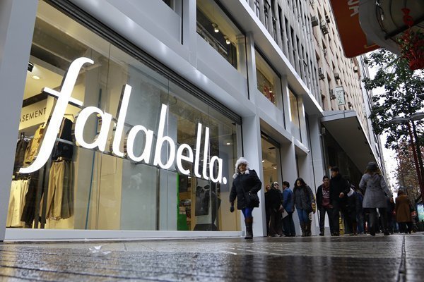Falabella anuncia el cierre de sus últimas tres tiendas que mantiene en Argentina