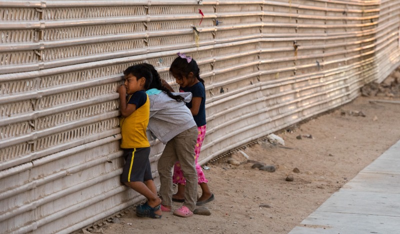 Cerca de 19 mil menores no acompañados llegaron en un mes a la frontera de Estados Unidos con México