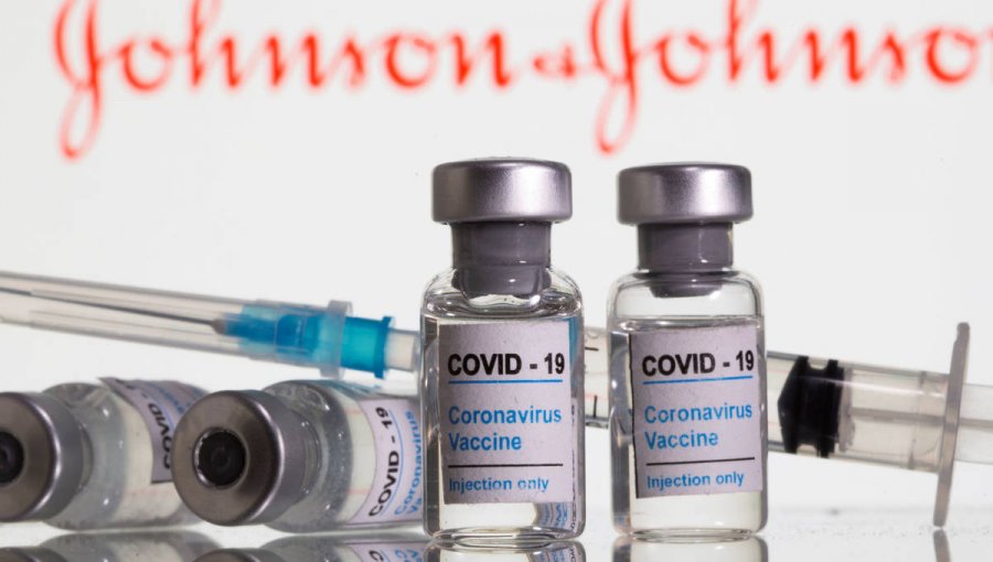 EE.UU recomienda suspender el uso de la vacuna de Johnson & Johnson tras seis casos de trombosis
