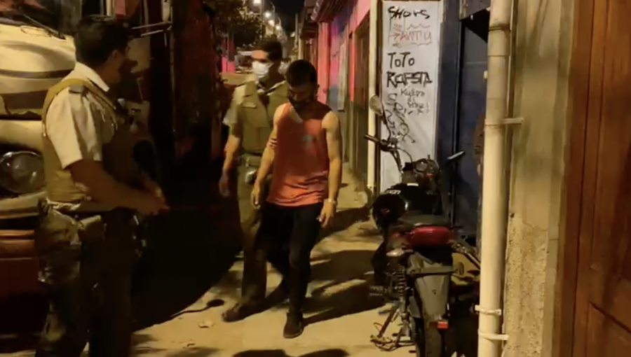 Fiesta clandestina termina con 11 detenidos en Valparaíso: ocho son migrantes irregulares
