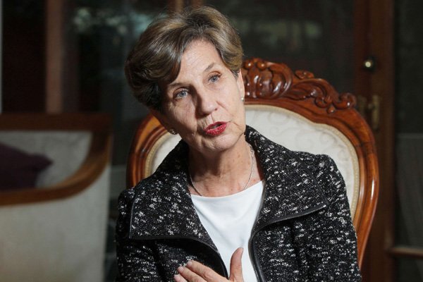 Senadora Isabel Allende se refiere a expulsiones de migrantes: "Son vulneraciones a los derechos humanos"