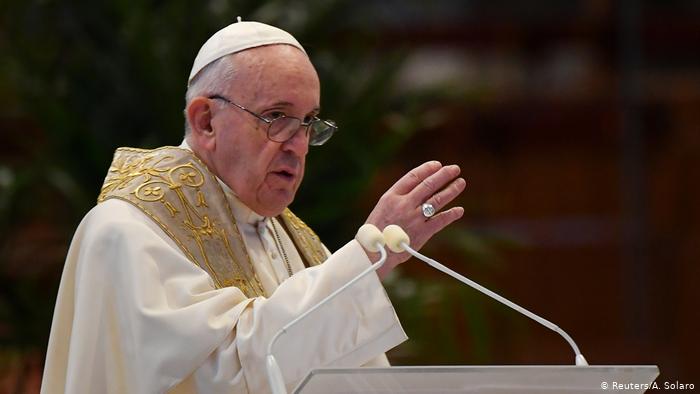 Papa Francisco critica que muchas mujeres ocultan su embarazo en el trabajo por miedo al despido: "Sin natalidad no hay futuro"