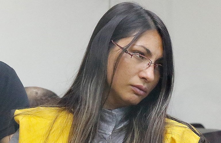 Johanna Hernández condenada por asesinar y descuartizar al profesor Nibaldo es denunciada por recibir bonos del Estado