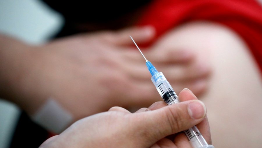 22 personas fueron inoculadas por error con dosis extra de la vacuna Sinovac en Calle Larga