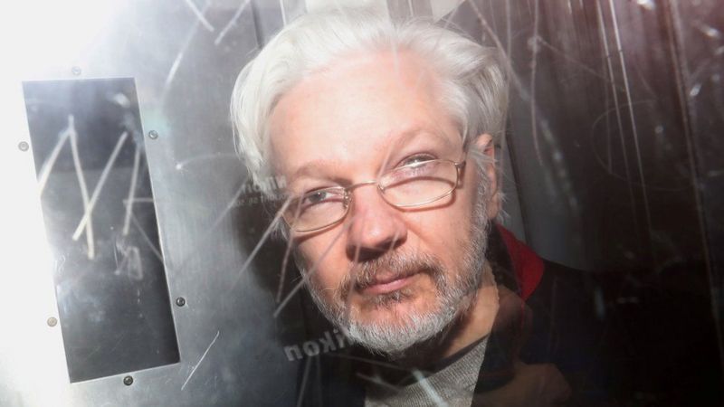 Justicia de Ecuador resuelve el retiro de la nacionalidad de ese país a Julian Assange