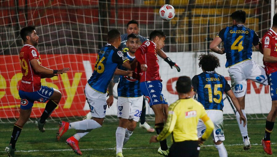 U. Española y Huachipato empatan y definirán el paso a semis de Copa Chile en Talcahuano