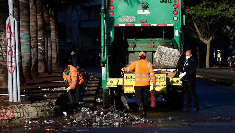 Trágico accidente en Olmué: trabajador del aseo muere tras ser aplastado por camión de la basura