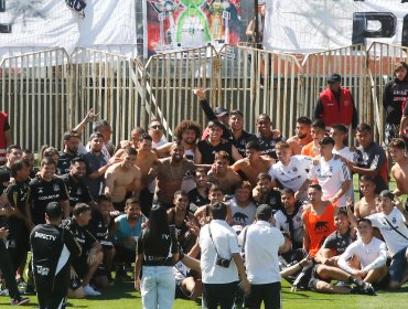 "Arengazo" de Colo Colo en el Estadio Monumental termina con hechos de violencia
