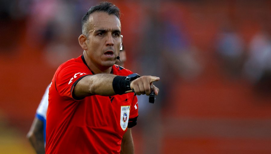 Héctor Jona fue designado para arbitrar el clásico entre U. Católica y Colo-Colo en Santa Laura