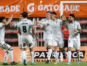 Wanderers derrota en la agonía a Juan Fernández en histórico encuentro