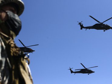 Ecuador: Mueren 8 personas al caer helicóptero militar con ayuda por inundaciones